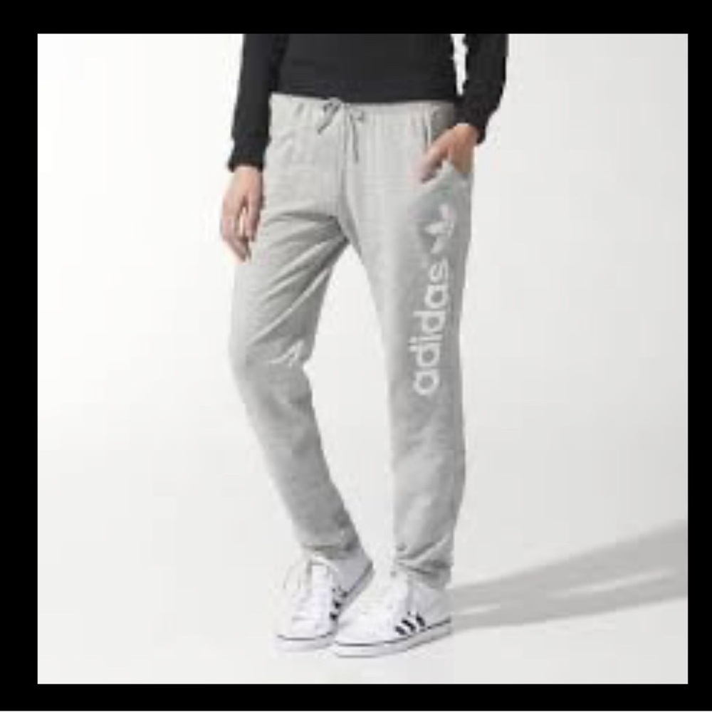 Adidas straight jogger / sweatpants size medium